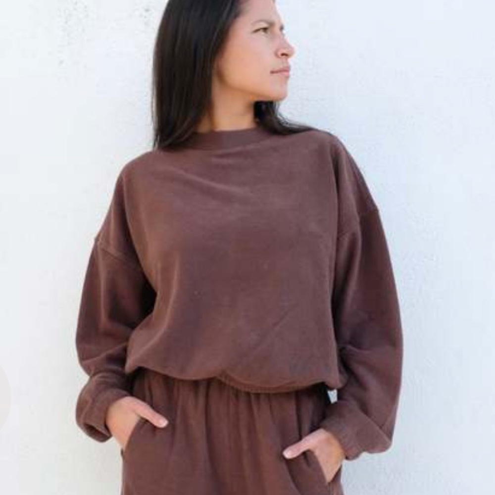Le Bon Shoppe terry sweatshirt. EUC! Size M/L